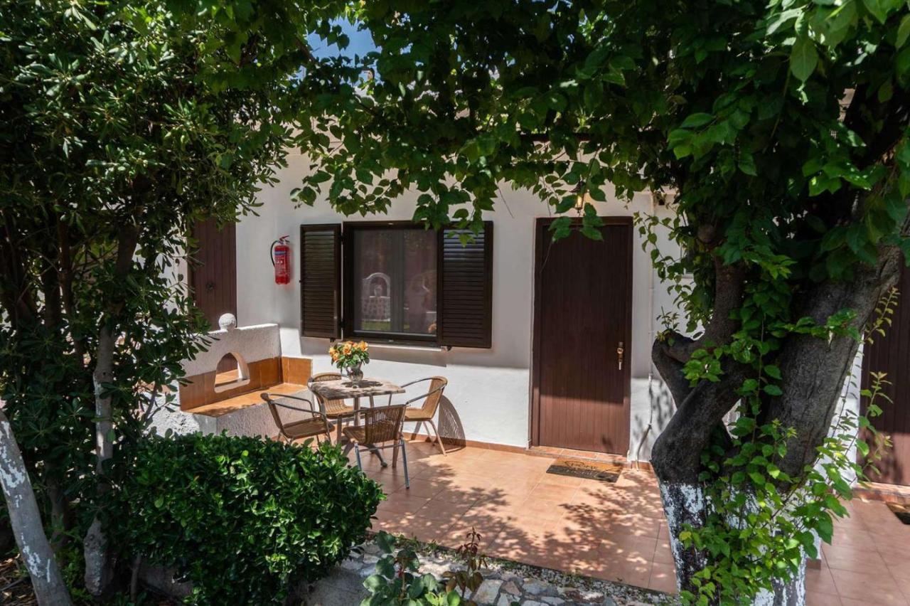 Skyros Avra Residences Екстериор снимка