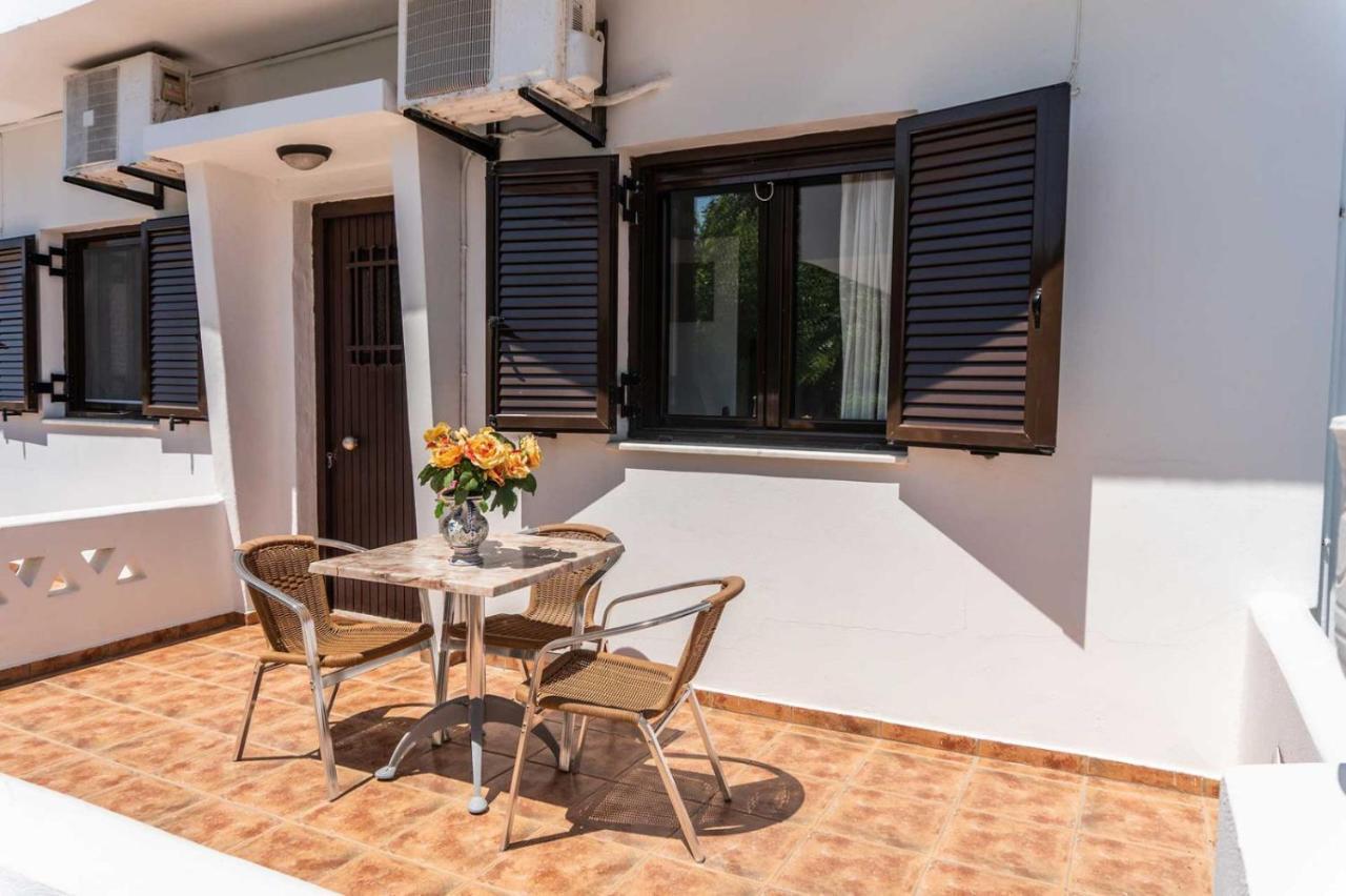 Skyros Avra Residences Екстериор снимка