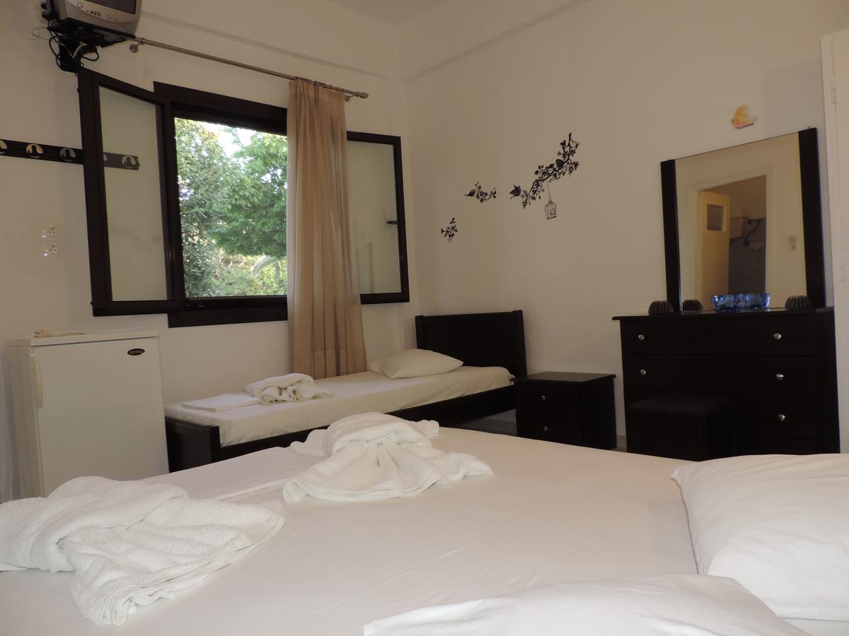 Skyros Avra Residences Екстериор снимка